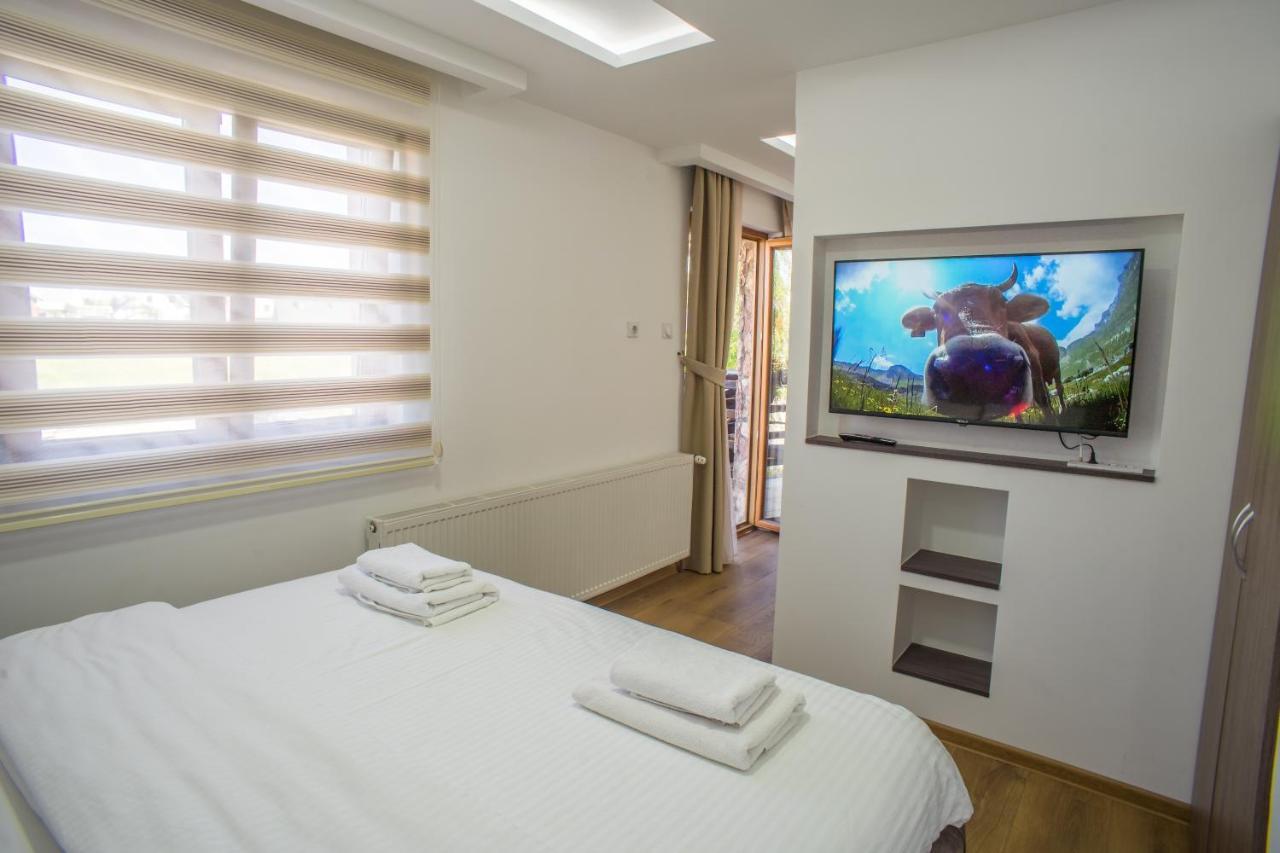 Hotel Pavlovic Zabljak  Bagian luar foto