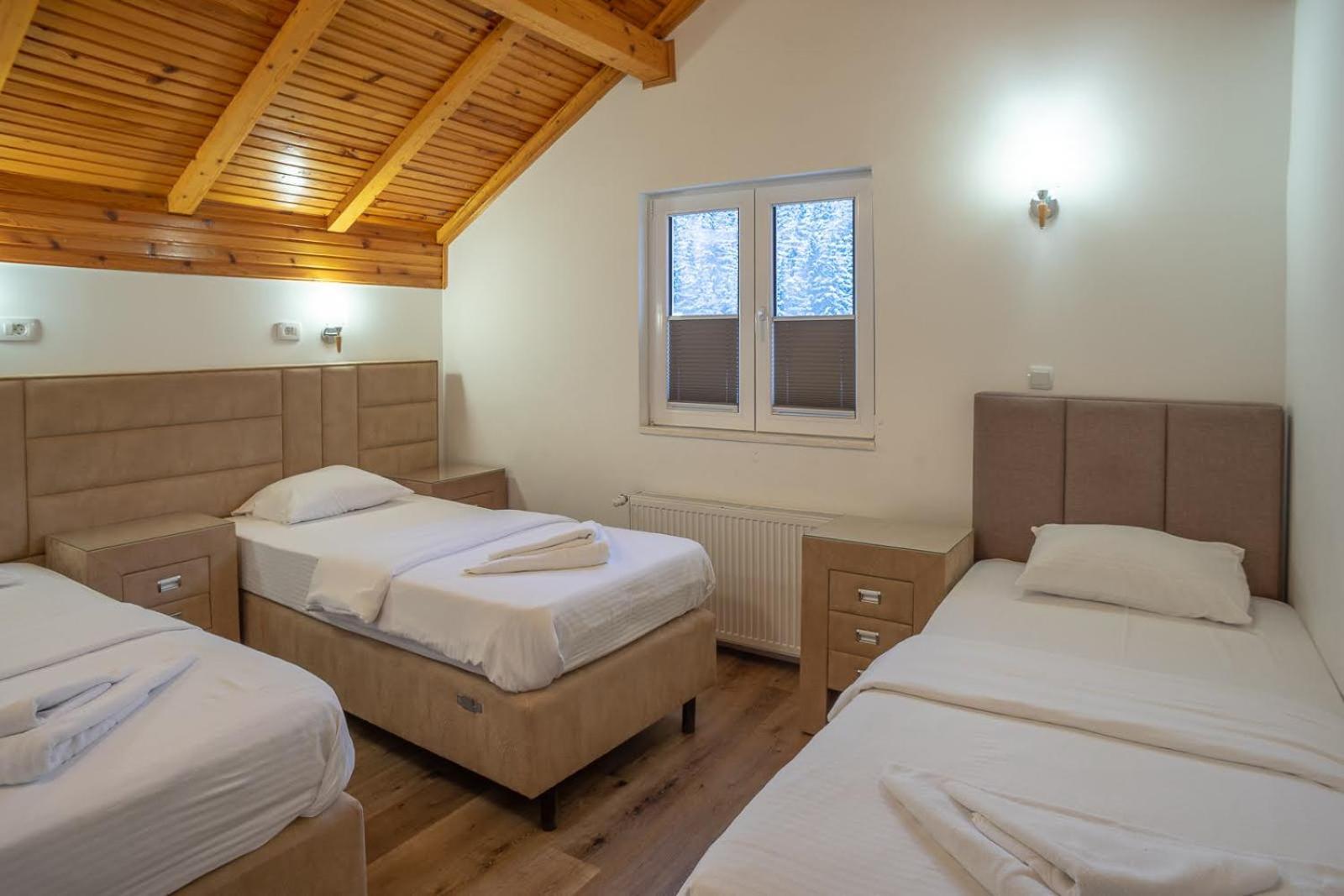 Hotel Pavlovic Zabljak  Bagian luar foto